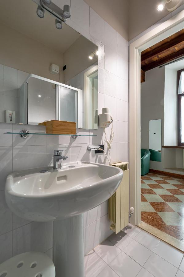 Residenza Accademia Ξενοδοχείο Μάντοβα Εξωτερικό φωτογραφία